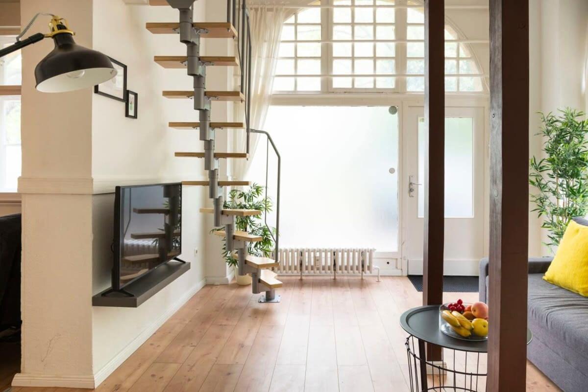 Stylish Loft Selfcheckin Street Parking Appartamento