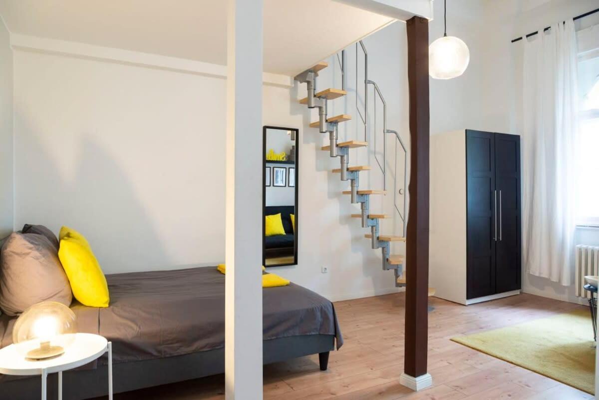 Appartamento Stylish Loft Selfcheckin Street Parking Berlino